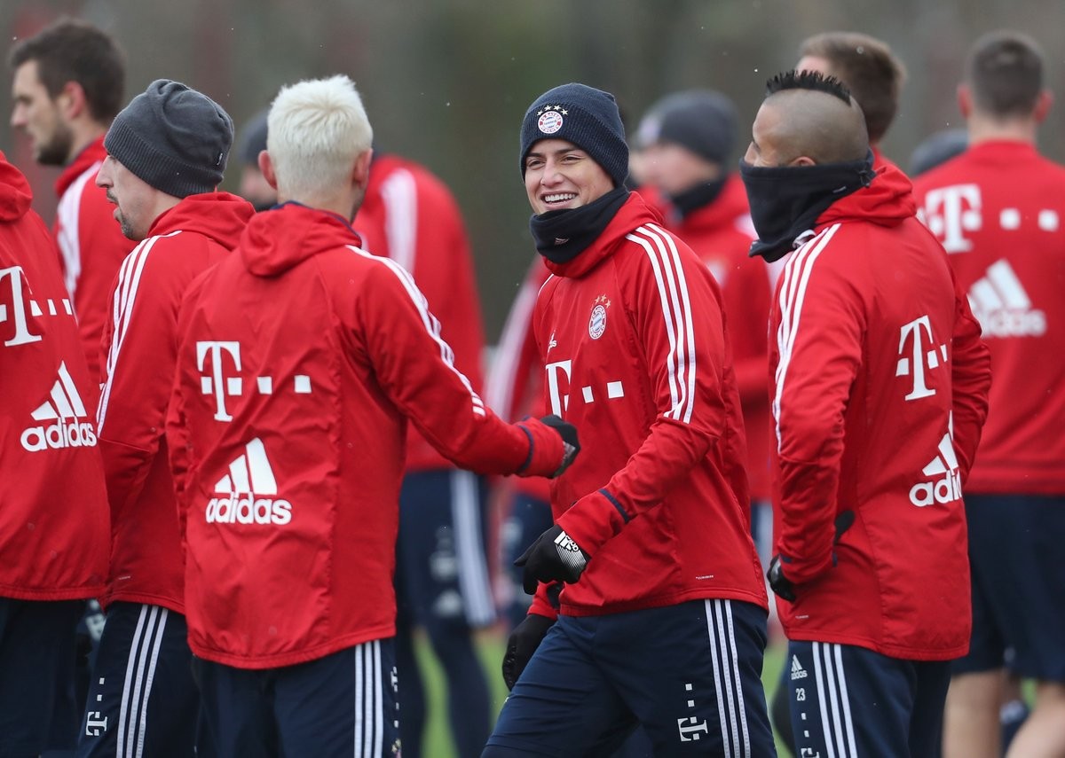 Tuyết rơi trắng xóa, Bayern Munich đón tin vui - Bóng Đá