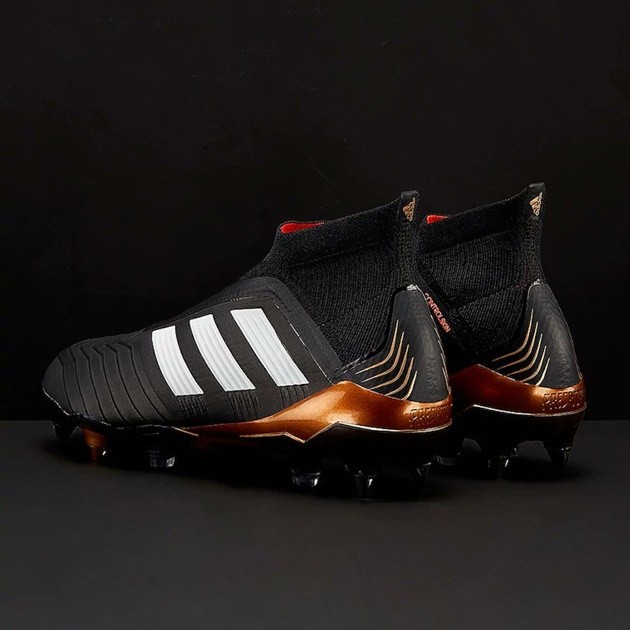 Trước thềm Champions League, Pogba được tặng quà độc - Bóng Đá