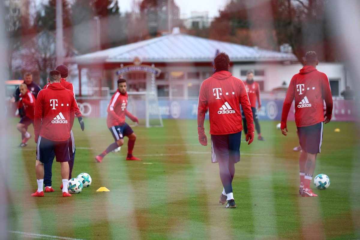 Thất bại không khiến các sao Bayern phiền lòng - Bóng Đá