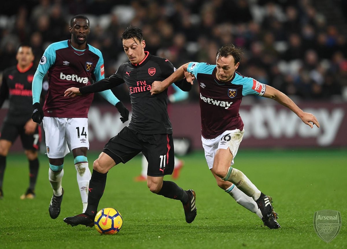 Còn tự trọng, Wenger nên từ chức - Bóng Đá