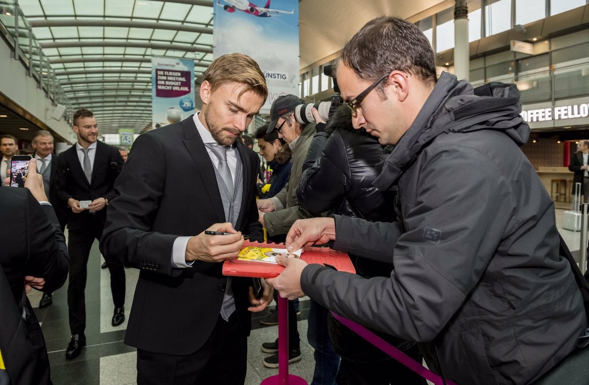 Dortmund lên đường sang Madrid - Bóng Đá