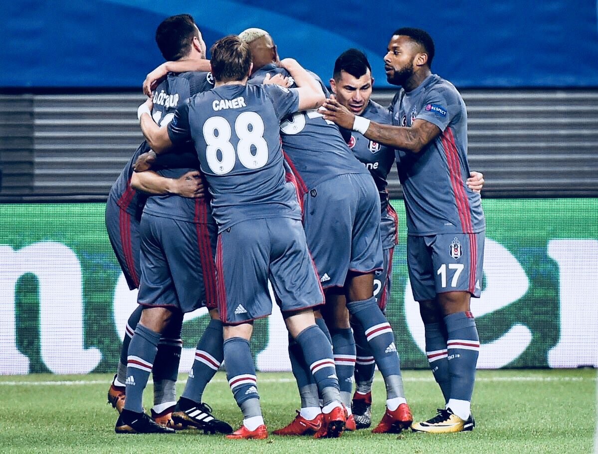 Besiktas: Kẻ bất ngờ từ chuyến tàu Phương Đông - Bóng Đá