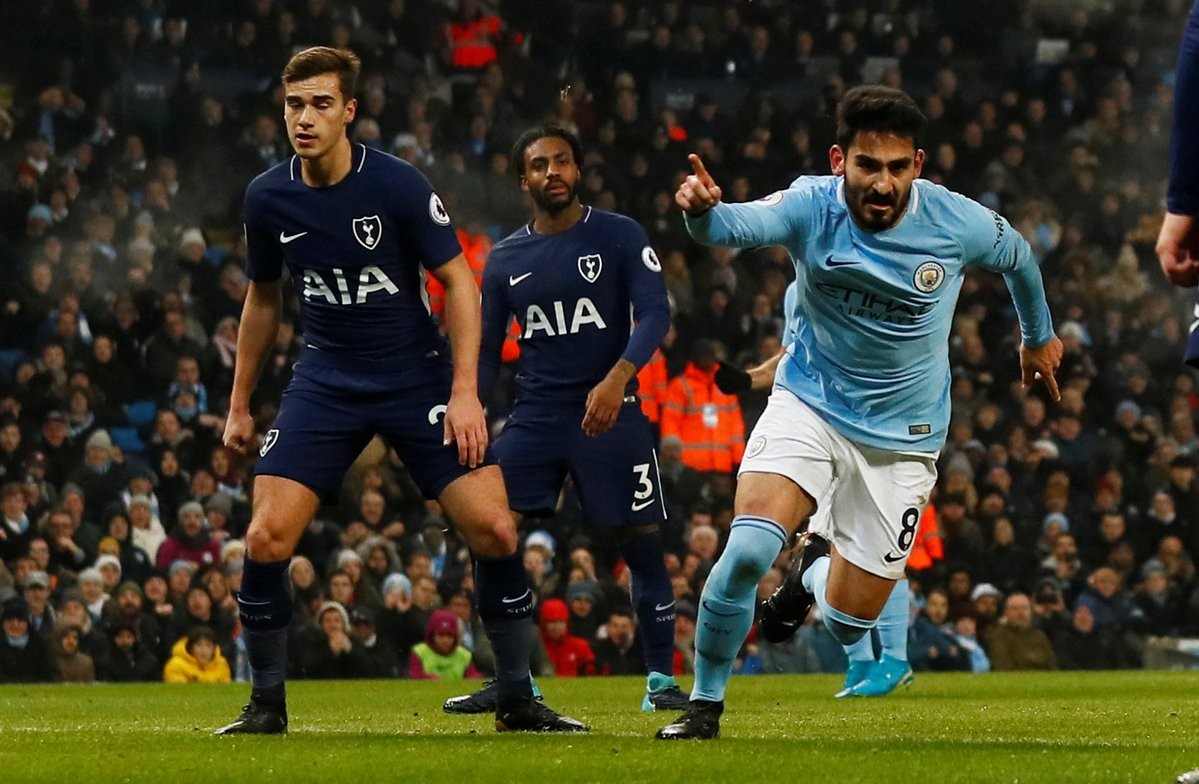 TRANH CÃI: Man City bị trọng tài xử ép? - Bóng Đá