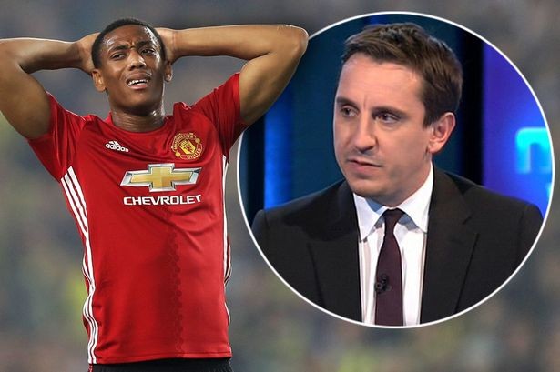 Liên tục tỏa sáng, Martial vẫn bị Gary Neville chê bai - Bóng Đá