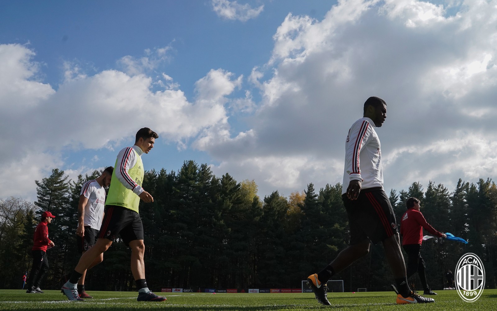 ảnh tập Milan - Bóng Đá