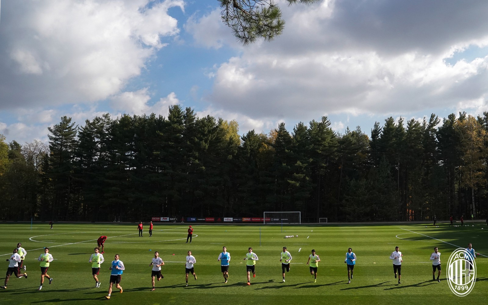 ảnh tập Milan - Bóng Đá