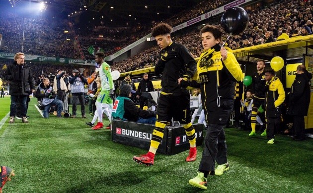 Jason Sancho: Chân dung kẻ cho Ronaldo, Messi 'ngửi khói'! - Bóng Đá