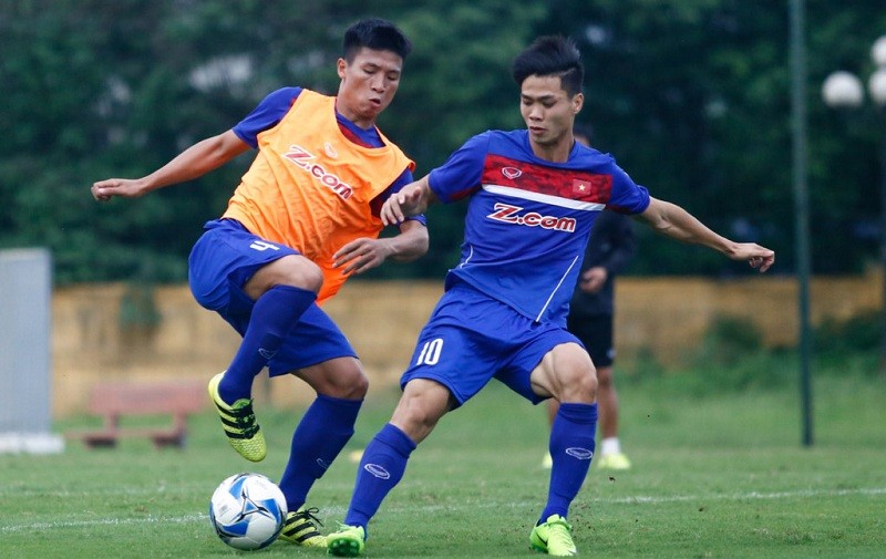 Báo Indonesia chọn Bùi Tiến Dũng vào top 5 cầu thủ sẽ tỏa sáng ở AFF Cup - Bóng Đá