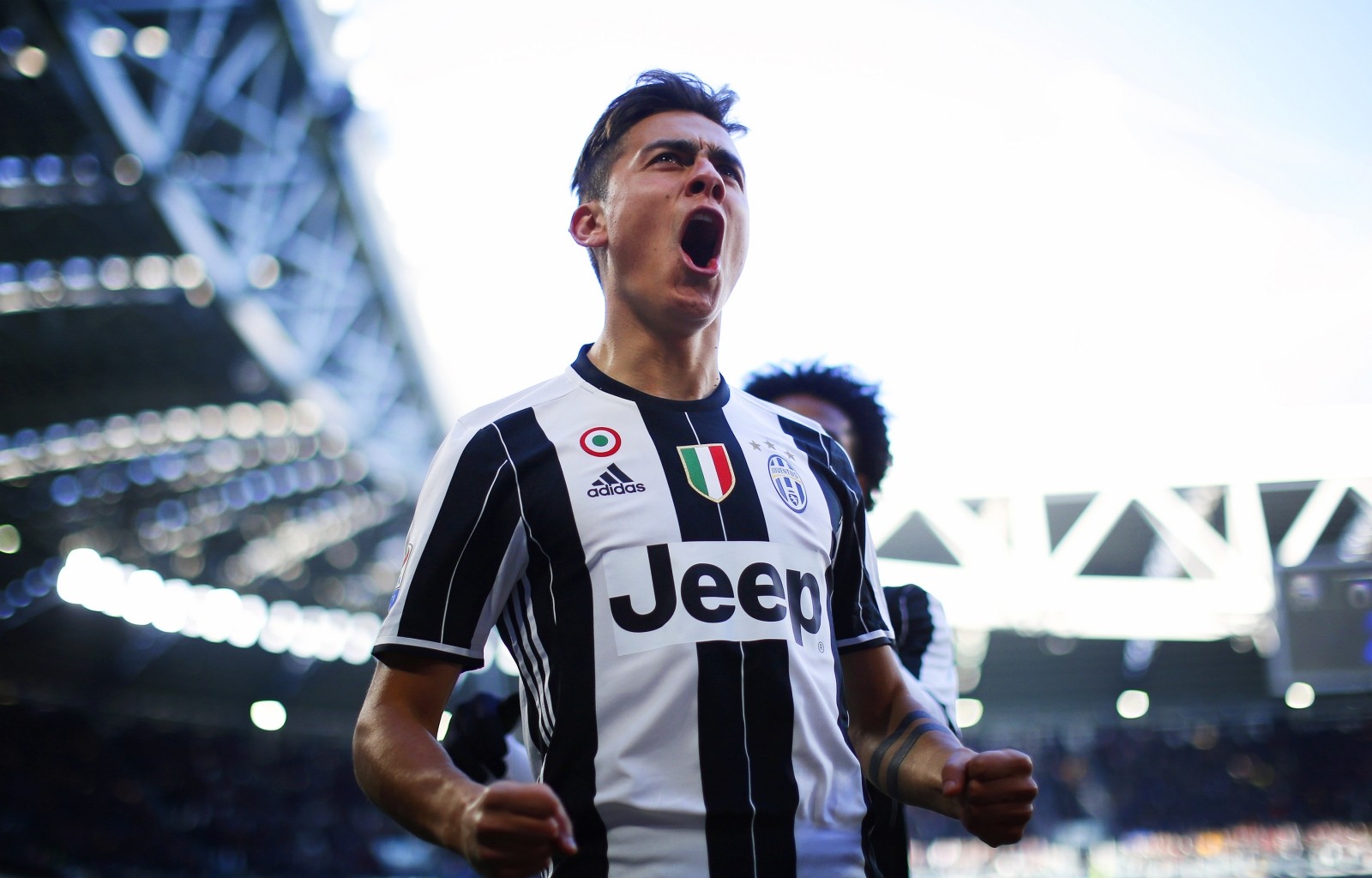 Dybala tịt ngòi tại Champions League: Màn tự sát có điều kiện - Bóng Đá