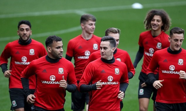 Gareth Bale động viên xứ Wales trước giờ phán quyết - Bóng Đá