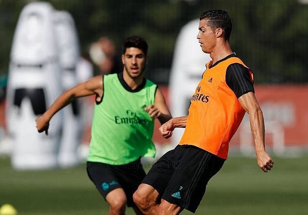 Ronaldo đối đầu Asensio khi trở lại Real Madrid - Bóng Đá
