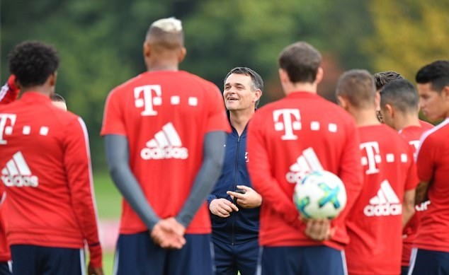Ancelotti ra đi, sân tập Bayern Munich tràn ngập tiếng cười - Bóng Đá