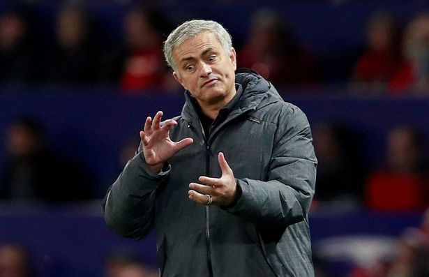 PSG tiếp cận, M.U tung chiêu giữ chân Mourinho - Bóng Đá
