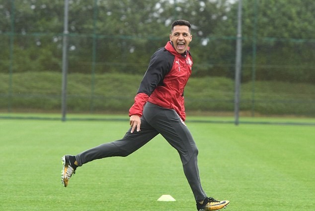 Arsenal đón một Sanchez 'sung sức, vui tươi' trở lại sân tập - Bóng Đá