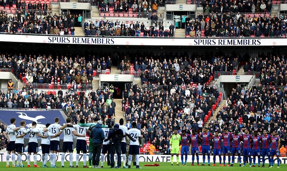 Oppa Son Heung-Min tỏa sáng, Tottenham gây sức ép lên Man Utd - Bóng Đá