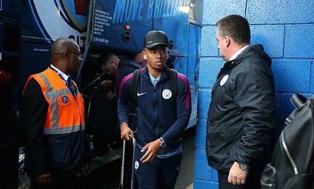 Man City và Chelsea đầy căng thẳng tại Stamford Bridge trước giờ G - Bóng Đá