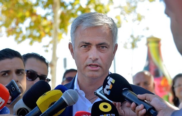 Jose Mourinho được đặt tên đường ở quê nhà - Bóng Đá