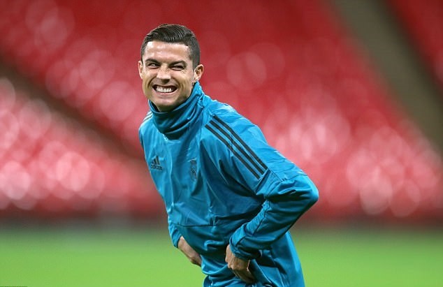 Gạt sầu ở La Liga, Ronaldo và đồng đội chờ bắn hạ Tottenham - Bóng Đá