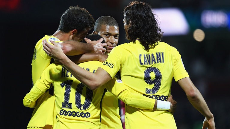 5 cặp đấu đáng xem nhất vòng bảng Champions League: Ngọa hổ tàng long - Bóng Đá
