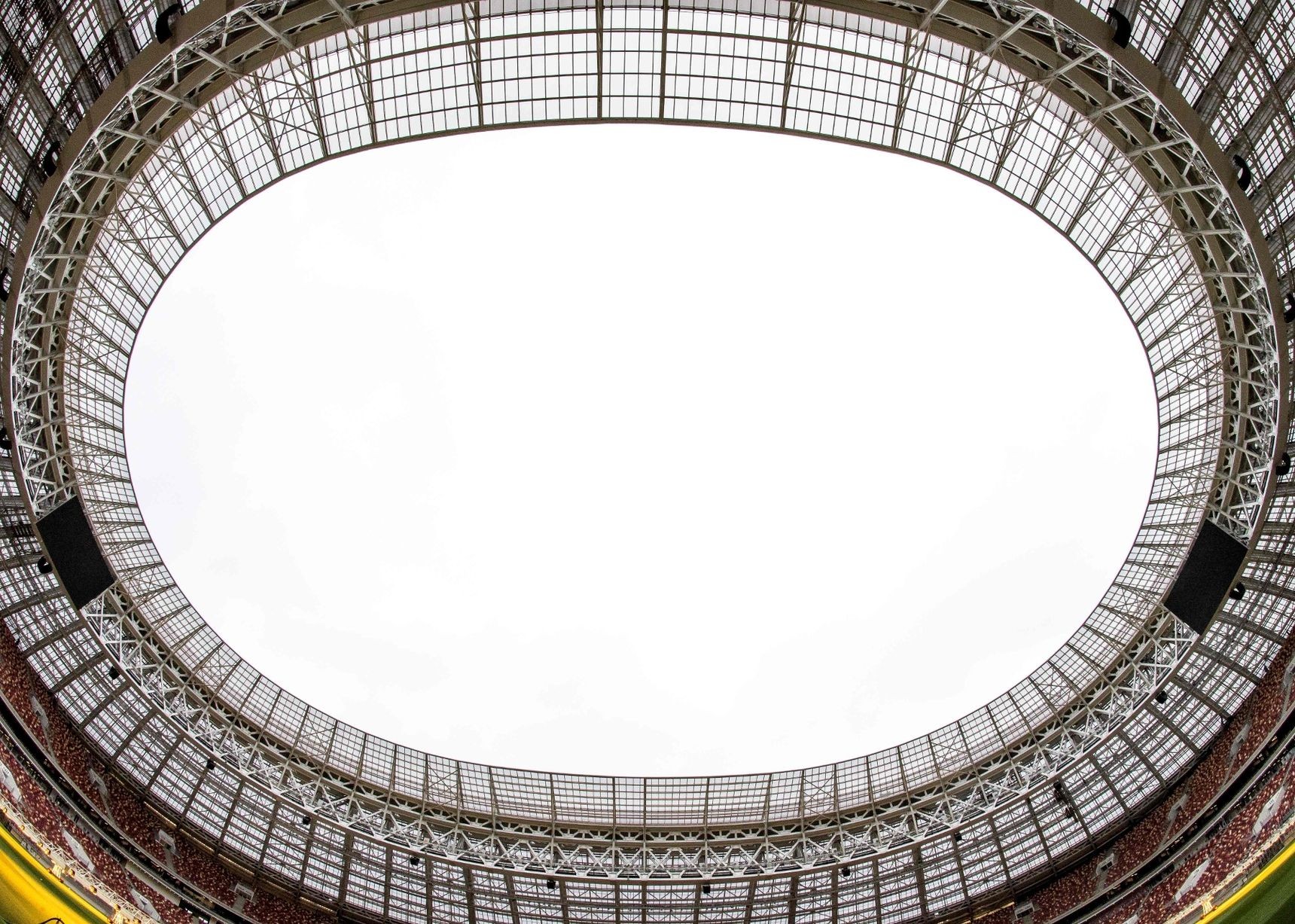 SVĐ Luzhniki - 'Ký ức 2008 của M.U' khoác diện mạo mới hoành tráng - Bóng Đá