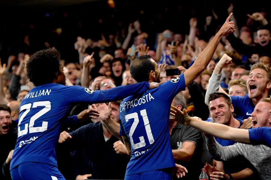 ĐHTB loạt trận mở màn Champions League: Không Messi, Neymar; Fellaini sánh vai Ronaldo - Bóng Đá