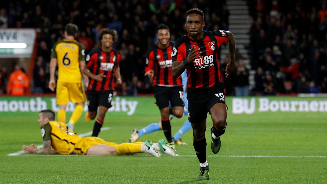 10 thống kê đáng chú ý trước vòng 12 NHA: Hạ M.U, Benitez sẽ đi vào lịch sử - Bóng Đá