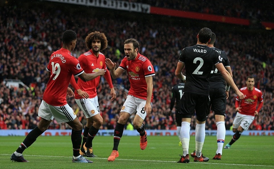 Tổng hợp loạt trận 21h00 Ngoại hạng Anh: Liverpool thắng đậm; Arsenal, Man City hú vía - Bóng Đá