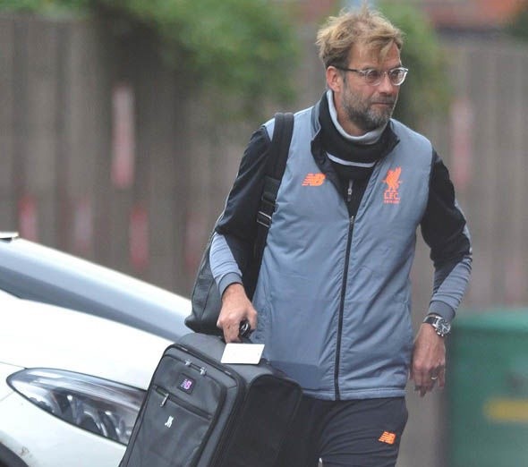 Coutinho dẫn đầu dàn sao Liverpool đến Anfield, chờ 'làm gỏi' Spartak Moscow - Bóng Đá