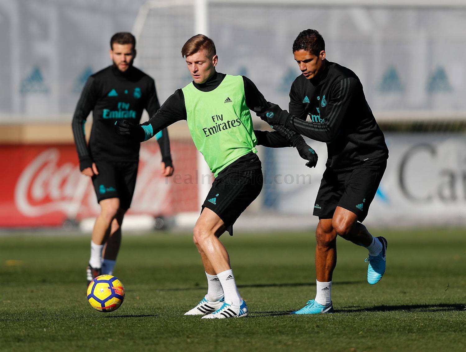 Chùm ảnh Real Madrid tập luyện - Bóng Đá