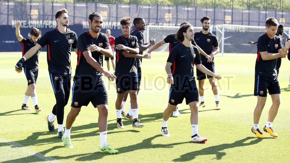 Sau tất cả, Dembele đã bớt lạc lõng tại Barca - Bóng Đá