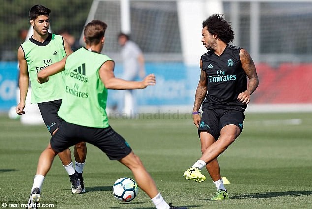 Ronaldo đối đầu Asensio khi trở lại Real Madrid - Bóng Đá