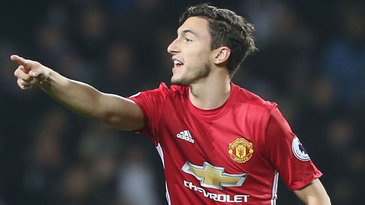 Fellaini & 4 ngôi sao nguy cơ bị Mourinho tống khỏi Man Utd Đông này - Bóng Đá