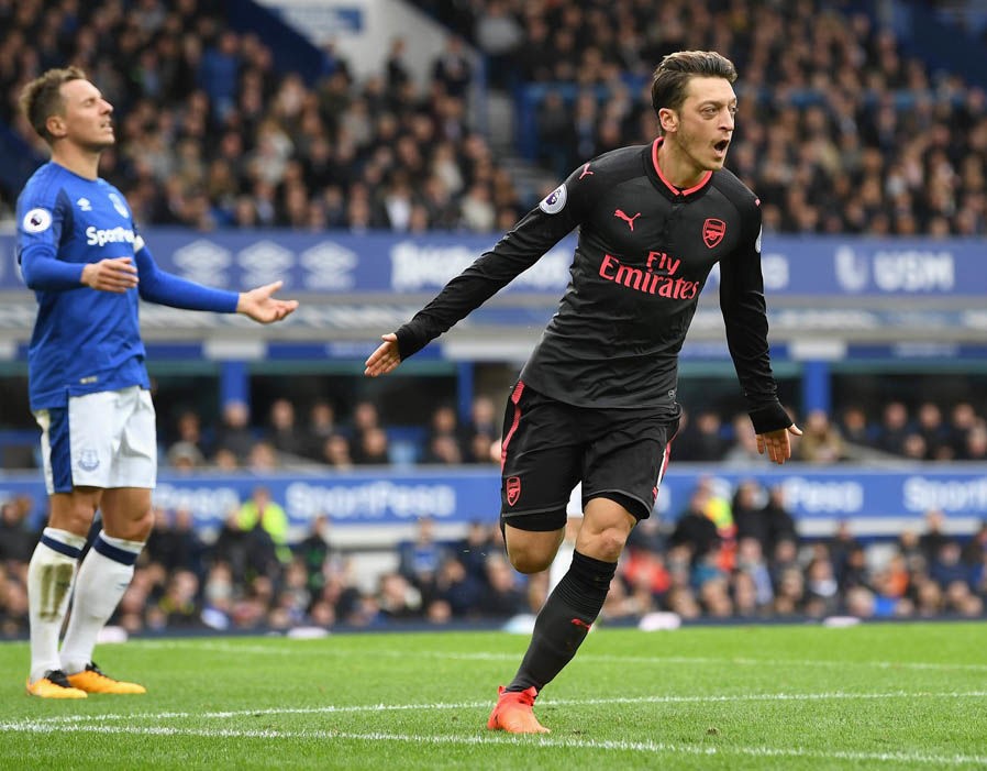 Chấm điểm Arsenal trận Everton: Còn ai dám chỉ trích Ozil? - Bóng Đá