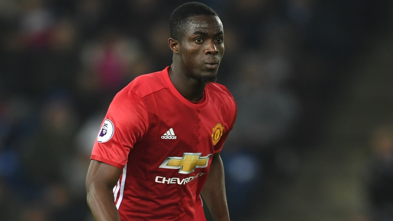 ĐH ra sân chính thức đầu tiên của Mourinho ở M.U giờ ra sao? - Bóng Đá