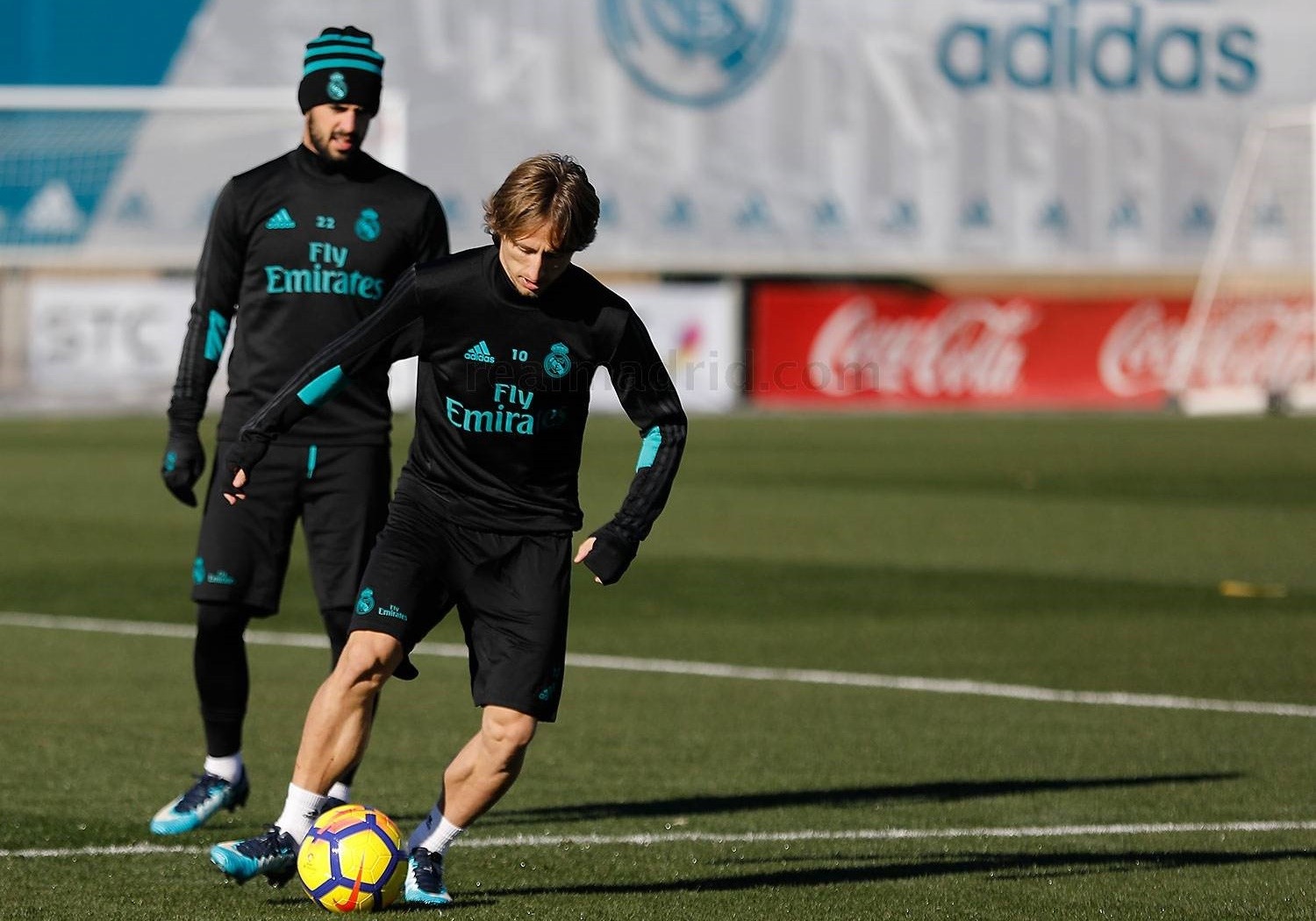 Chùm ảnh Real Madrid tập luyện - Bóng Đá