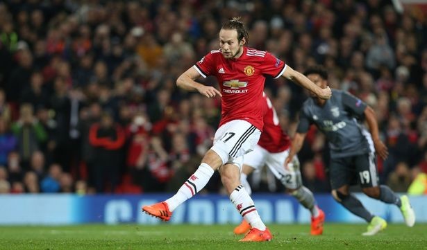 5 điểm nhấn Man Utd 2-0 Benfica: Pháo đài OTF và 'những đứa trẻ' của Mourinho  - Bóng Đá