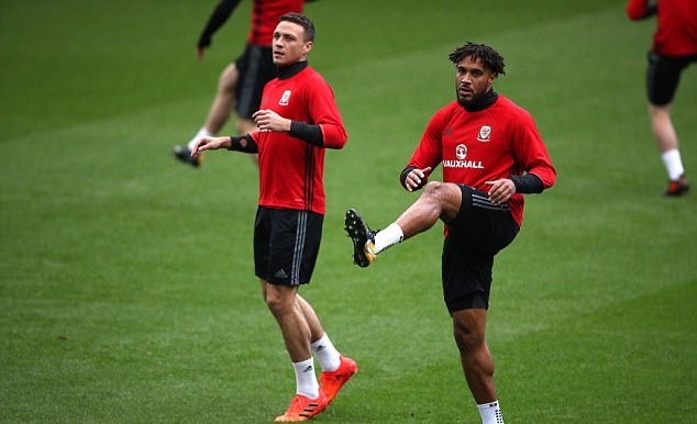 Gareth Bale động viên xứ Wales trước giờ phán quyết - Bóng Đá