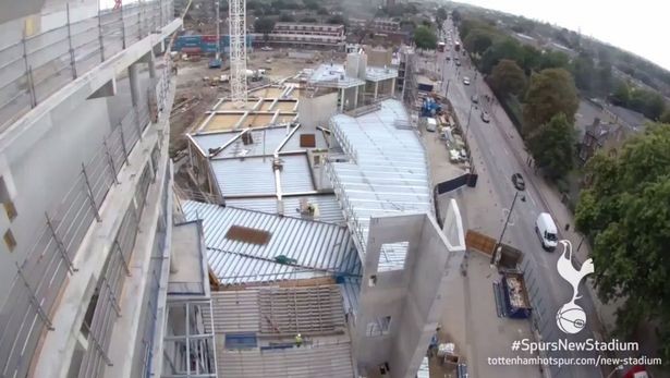 Sân mới của Tottenham bắt đầu nên hình hài - Bóng Đá