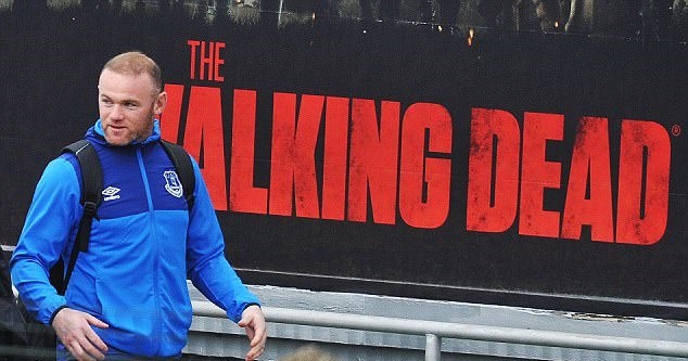 Rooney và đồng đội có mặt ở London, chờ chiến Chelsea - Bóng Đá