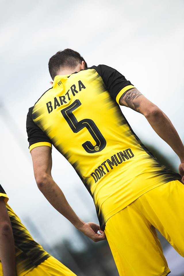 Dortmund trình làng áo đấu thứ 4 đẹp không chỗ chê - Bóng Đá