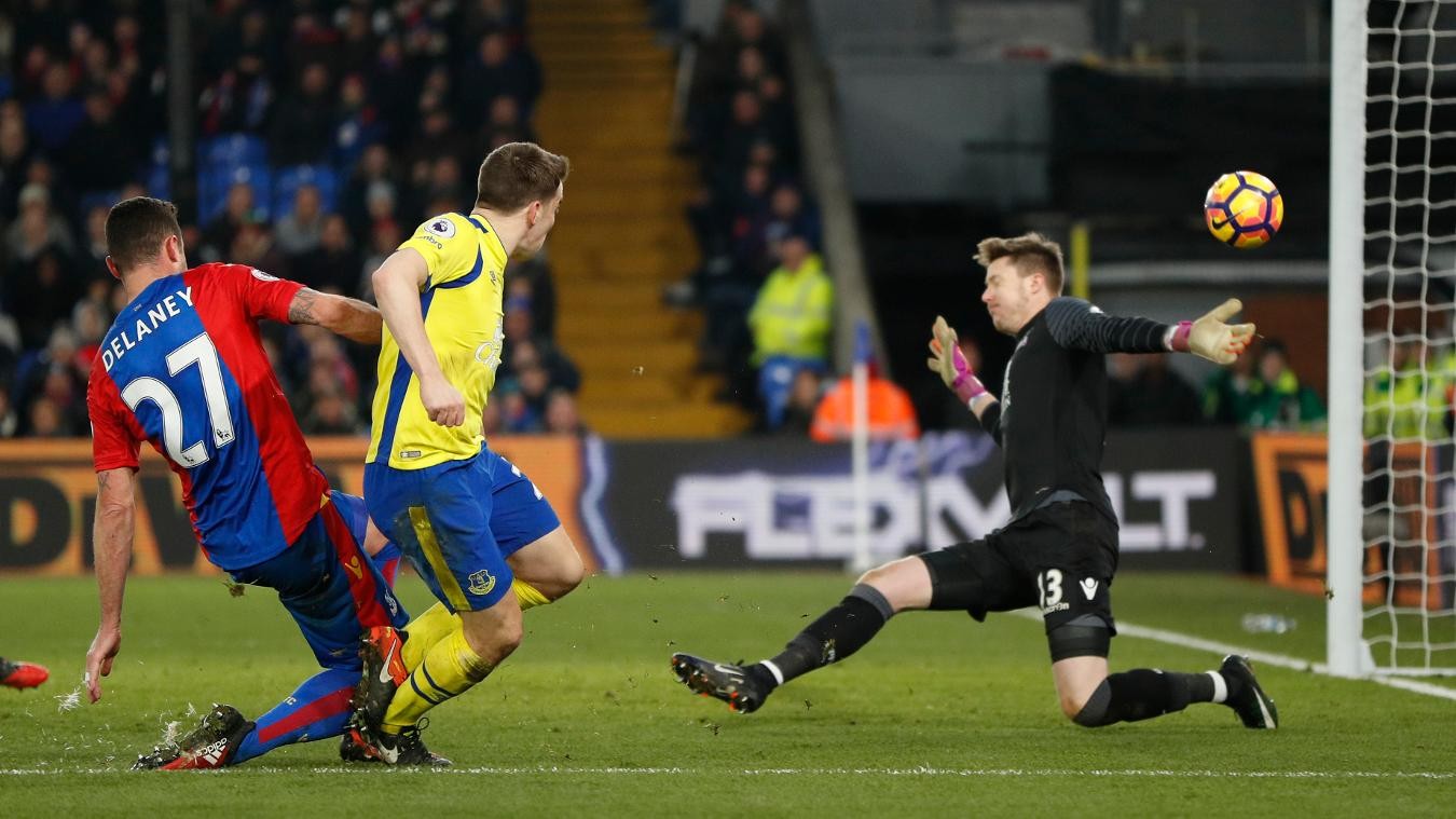 10 thống kê đáng chú ý trước vòng 12 NHA: Hạ M.U, Benitez sẽ đi vào lịch sử - Bóng Đá