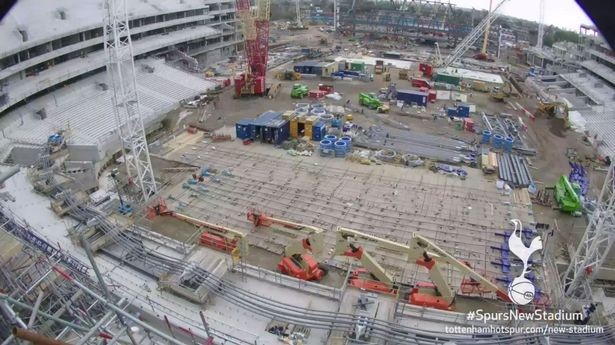 Sân mới của Tottenham bắt đầu nên hình hài - Bóng Đá