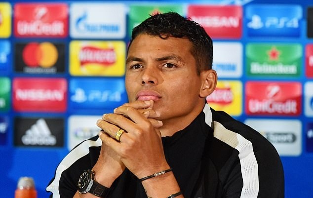 Mbappe & Neymar dẫn đầu đoàn quân PSG đổ bộ Glasgow - Bóng Đá
