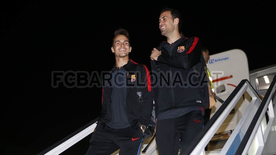ẢNH BARCELONA HÀNH QUÂN ĐẾN MADRID TRONG ĐÊM - Bóng Đá