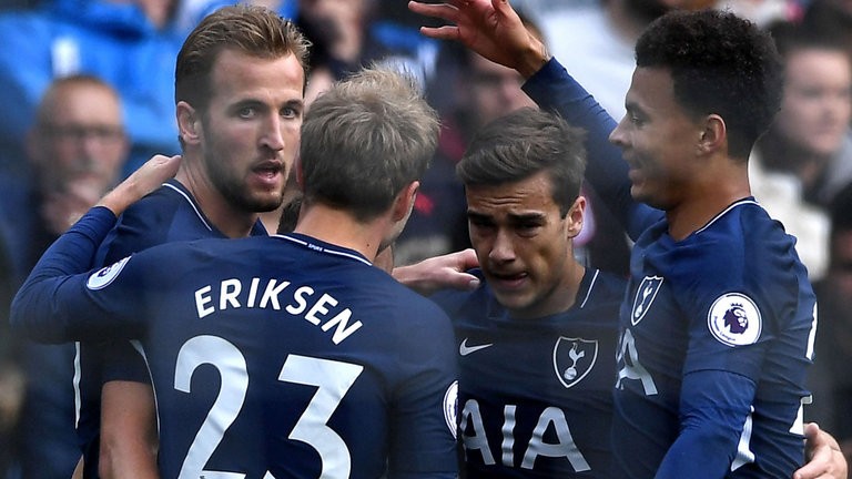 Góc HLV Trần Minh Chiến:  Đường dài mới biết ngựa hay - Bóng Đá