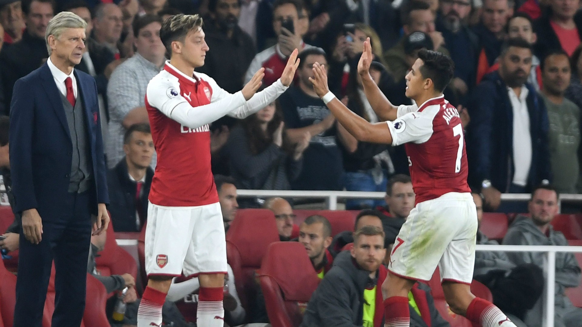 Top 10 CLB phạm lỗi nhiều nhất Premier League: M.U số 1, Chelsea số 2 - Bóng Đá