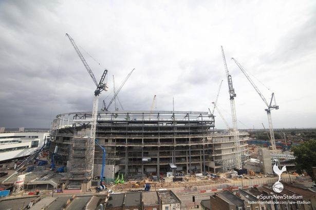 Sân mới của Tottenham bắt đầu nên hình hài - Bóng Đá