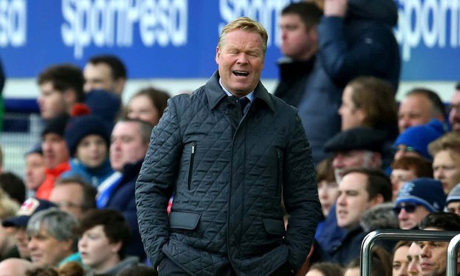 Rooney và đồng đội có mặt ở London, chờ chiến Chelsea - Bóng Đá
