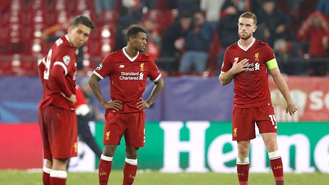 Coutinho và Firmino tranh thủ dạo phố trước đại chiến Chelsea - Bóng Đá