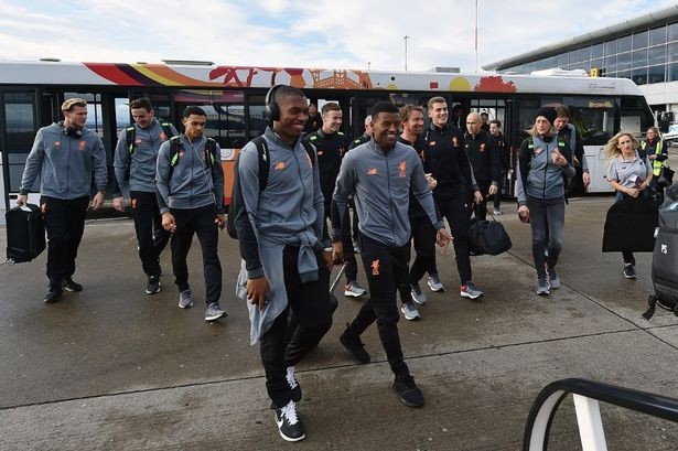 Liverpool binh hùng tướng mạnh lên đường chờ chiến Sevilla - Bóng Đá